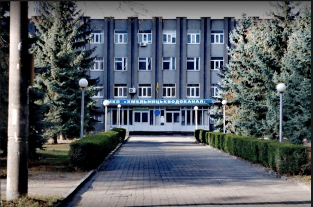 Міське комунальне підприємство “Хмельницькводоканал” - 600 кВт гібридно/мережева станція з накопичувачами 300 кВт